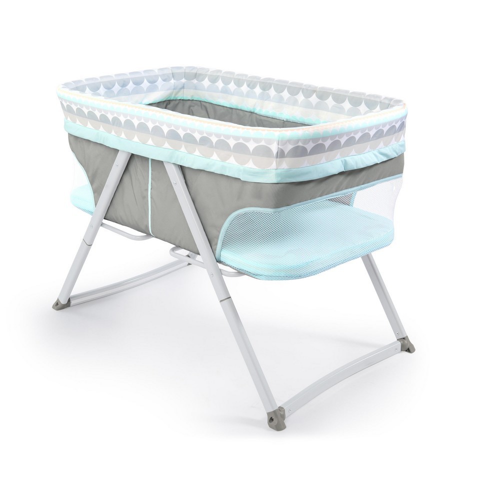 foldaway rocking bassinet